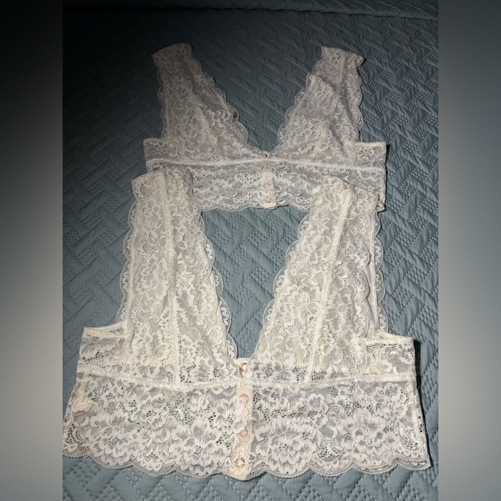 2 Free People Lace Bralettes - Picture 3 of 4